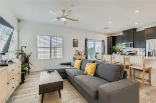 Photo #6: 2712830 Listing 