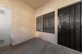 Photo #2: 2712838 Listing 