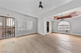 Photo #5: 2712838 Listing 