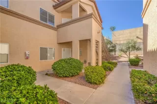 Photo #2: 2712849 Listing