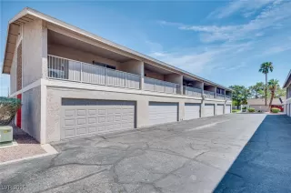 Photo #1: 2712858 Listing 