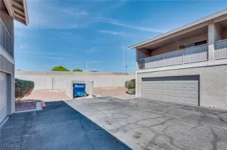 Photo #2: 2712858 Listing 