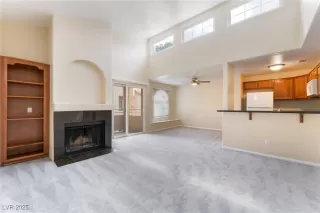 Photo #6: 2712874 Listing