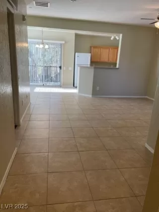 Photo #4: 2712888 Listing 