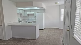 Photo #6: 2712894 Listing 