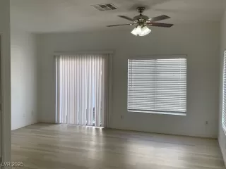 Photo #2: 2712919 Listing 