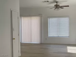 Photo #3: 2712919 Listing 