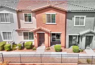 Photo #1: 2712922 Listing