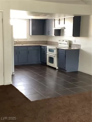 Photo #4: 2712927 Listing 