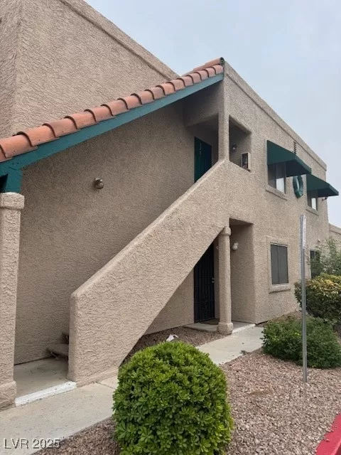 MLS: 2712969 Condo For Sale