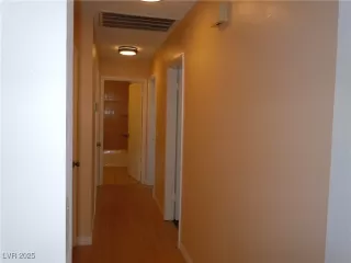 Photo #5: 2712970 Listing 