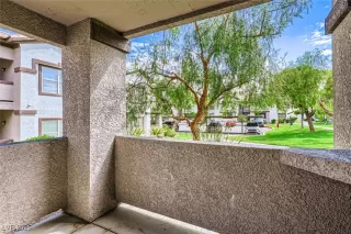 Photo #1: 2712997 Listing