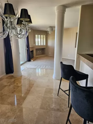 Photo #2: 2713027 Listing 