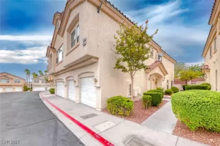 Photo #1: 2713059 Listing 