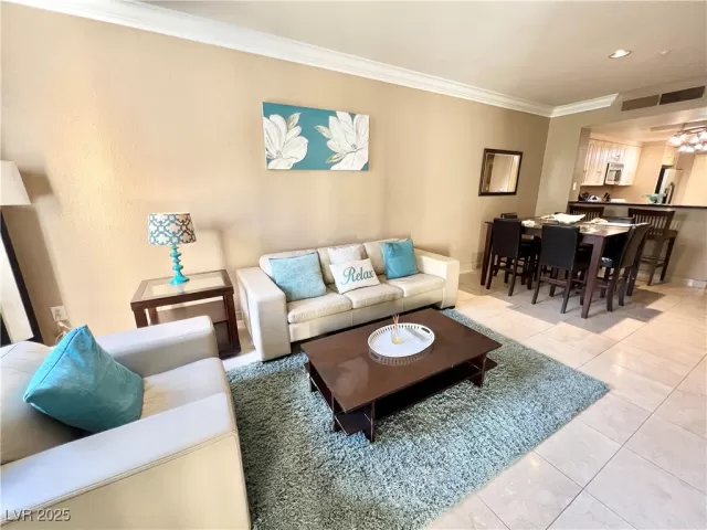 MLS: 2713075 Condo For Sale
