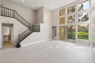 Photo #5: 2713095 Listing 