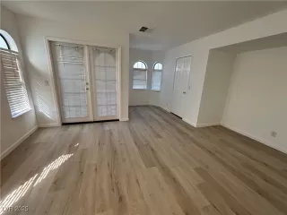 Photo #2: 2713102 Listing 