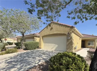Photo #1: 2713123 Listing