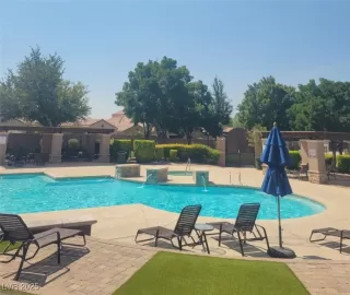 Photo #3: 2713123 Listing