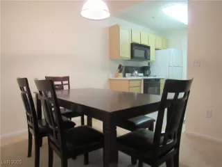 Photo #4: 2713125 Listing 