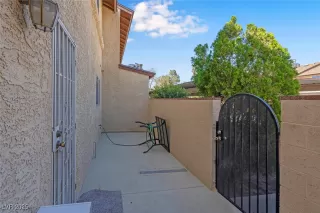 Photo #4: 2713126 Listing 