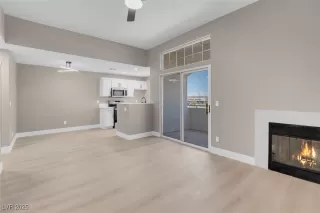 Photo #5: 2713146 Listing