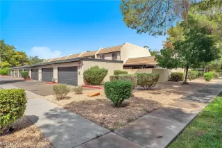 Photo #1: 2713158 Listing