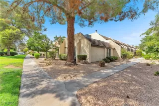 Photo #2: 2713158 Listing