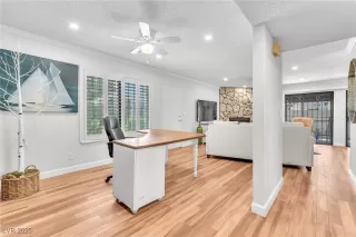 Photo #4: 2713158 Listing