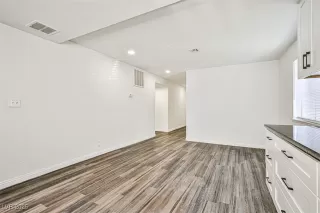 Photo #3: 2713166 Listing 