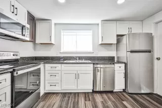 Photo #5: 2713166 Listing 