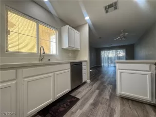 Photo #6: 2713170 Listing 