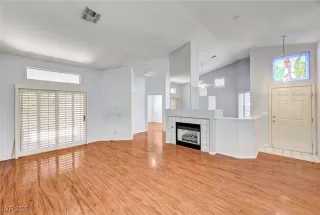 Photo #3: 2713191 Listing 