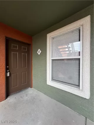 Photo #1: 2713197 Listing 