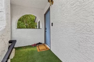 Photo #5: 2713232 Listing 