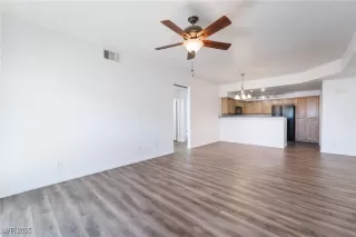 Photo #5: 2713233 Listing 