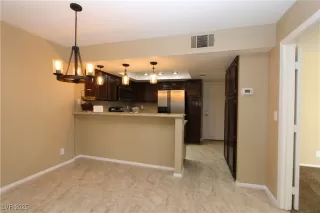 Photo #4: 2713243 Listing 