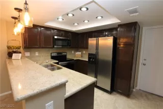 Photo #6: 2713243 Listing 