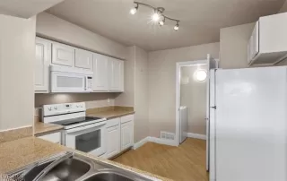 Photo #6: 2713265 Listing 