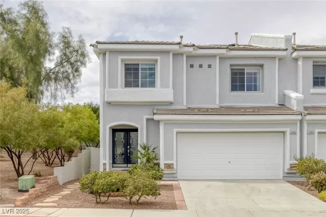 MLS: 2713287 Condo For Sale