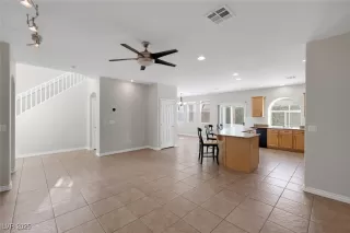Photo #6: 2713287 Listing 