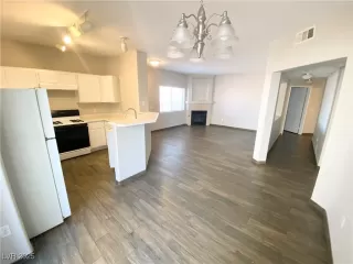 Photo #1: 2713290 Listing 