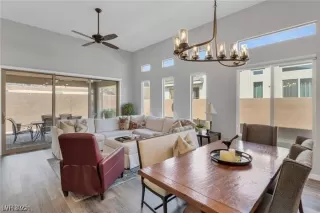 Photo #4: 2713292 Listing 