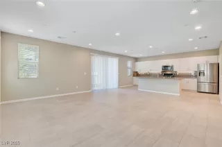 Photo #5: 2713305 Listing 