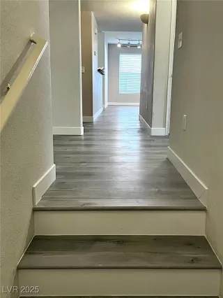 Photo #1: 2713317 Listing 