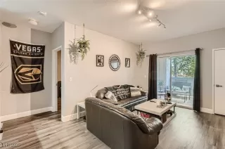 Photo #3: 2713355 Listing 