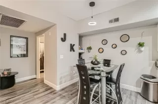 Photo #4: 2713355 Listing 