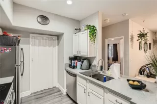 Photo #6: 2713355 Listing 