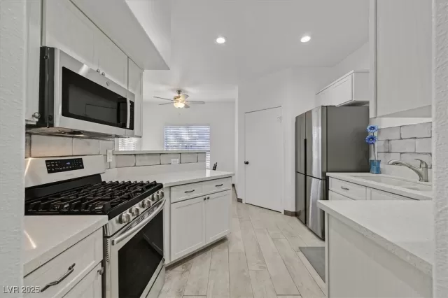 MLS: 2713359 Condo For Sale