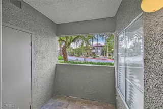 Photo #6: 2713359 Listing